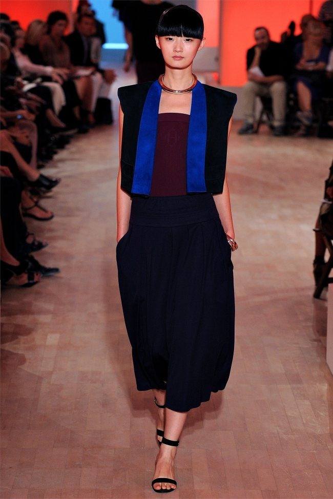 PARIS FASHION WEEK: HERM&Egrave;S SPRING 2012