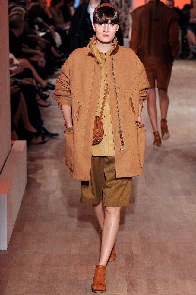 PARIS FASHION WEEK: HERM&Egrave;S SPRING 2012