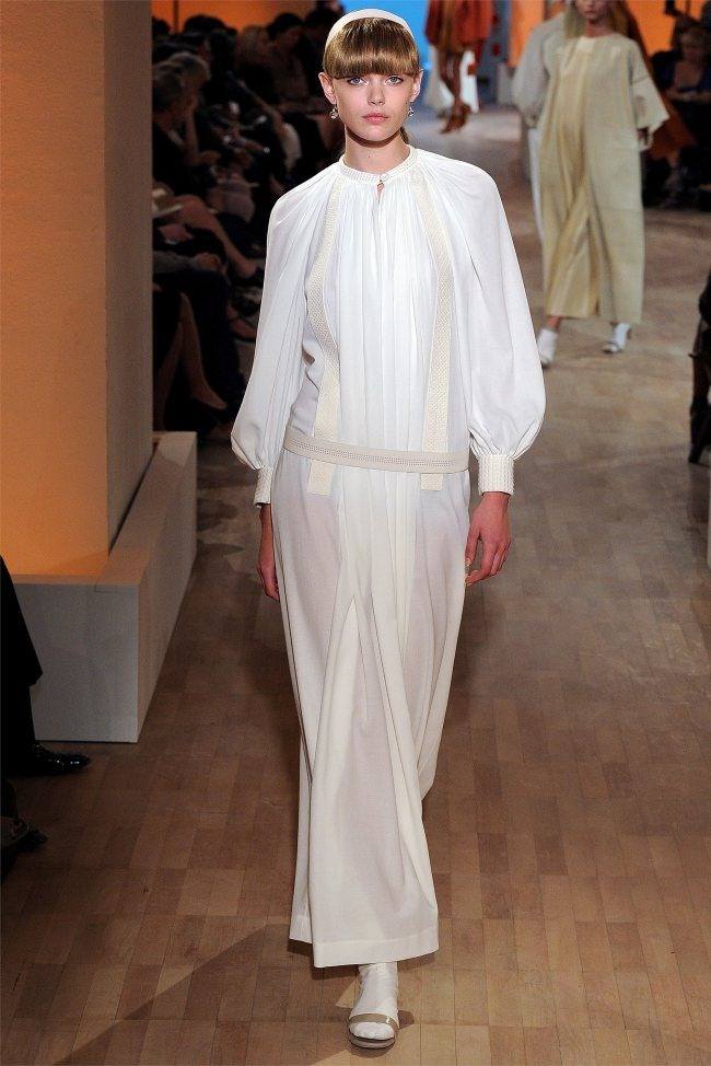 PARIS FASHION WEEK: HERM&Egrave;S SPRING 2012