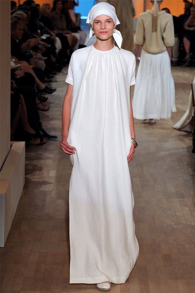 PARIS FASHION WEEK: HERM&Egrave;S SPRING 2012
