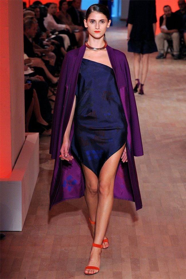 PARIS FASHION WEEK: HERM&Egrave;S SPRING 2012