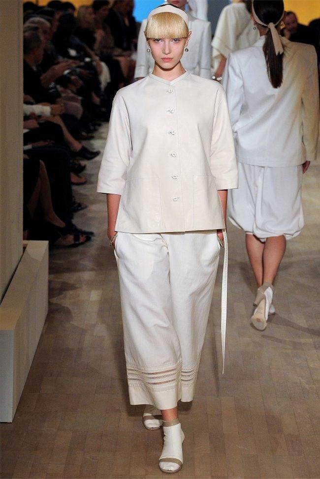 PARIS FASHION WEEK: HERM&Egrave;S SPRING 2012