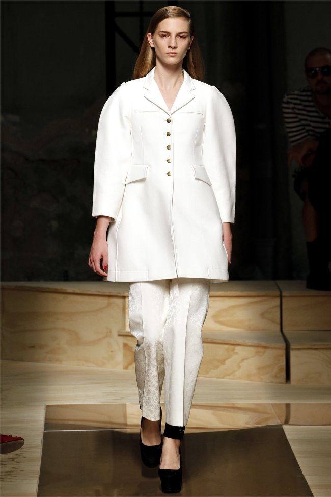 PARIS FASHION WEEK: C&Eacute;LINE SPRING 2012