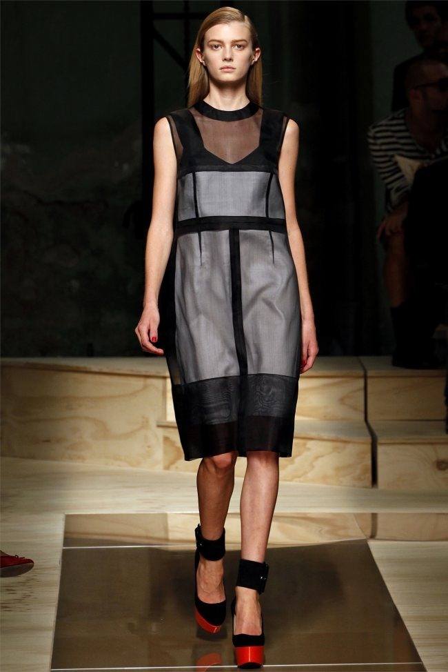 PARIS FASHION WEEK: C&Eacute;LINE SPRING 2012
