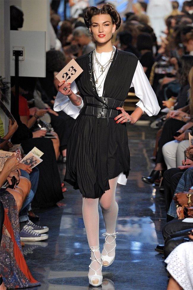 PARIS FASHION WEEK: JEAN PAUL GAULTIER SPRING 2012