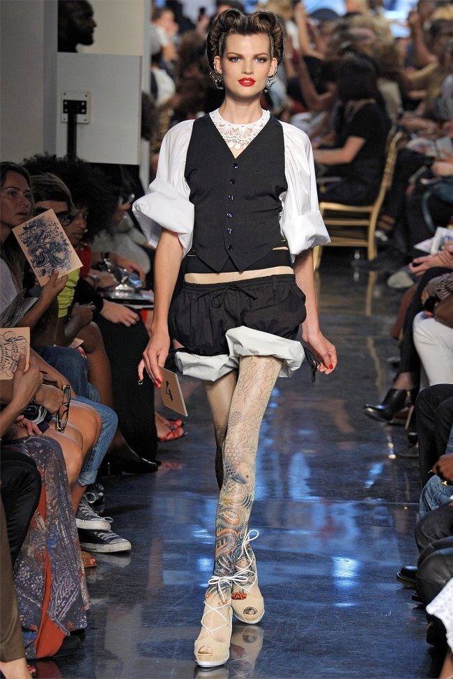 PARIS FASHION WEEK: JEAN PAUL GAULTIER SPRING 2012