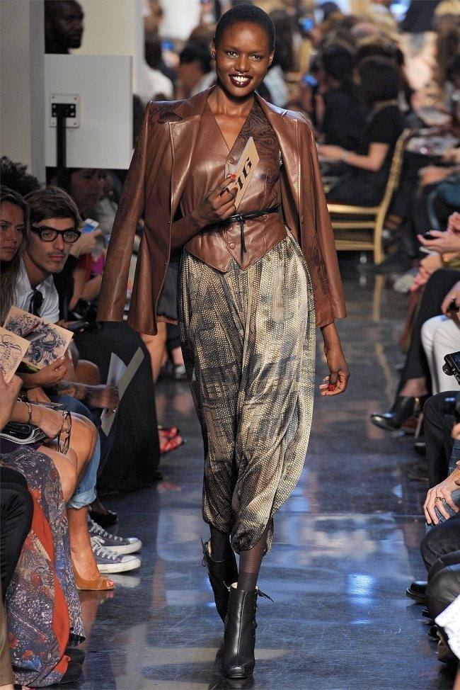 PARIS FASHION WEEK: JEAN PAUL GAULTIER SPRING 2012