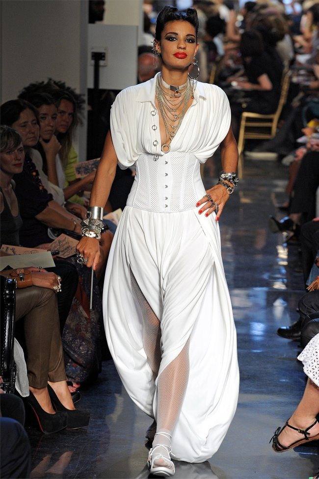 PARIS FASHION WEEK: JEAN PAUL GAULTIER SPRING 2012