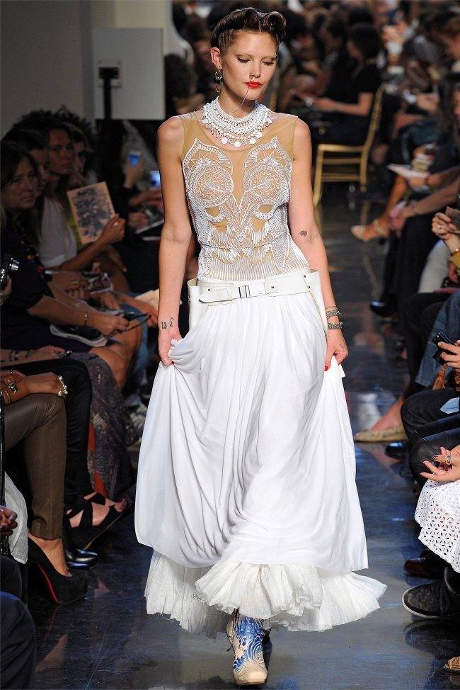 PARIS FASHION WEEK: JEAN PAUL GAULTIER SPRING 2012