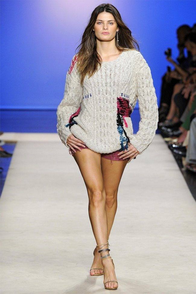 PARIS FASHION WEEK: ISABEL MARANT SPRING 2012