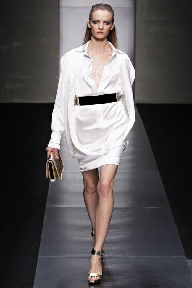 MILAN FASHION WEEK: GIANFRANCO FERR&Eacute; SPRING 2012
