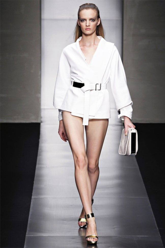 MILAN FASHION WEEK: GIANFRANCO FERR&Eacute; SPRING 2012