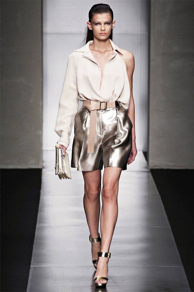 MILAN FASHION WEEK: GIANFRANCO FERR&Eacute; SPRING 2012