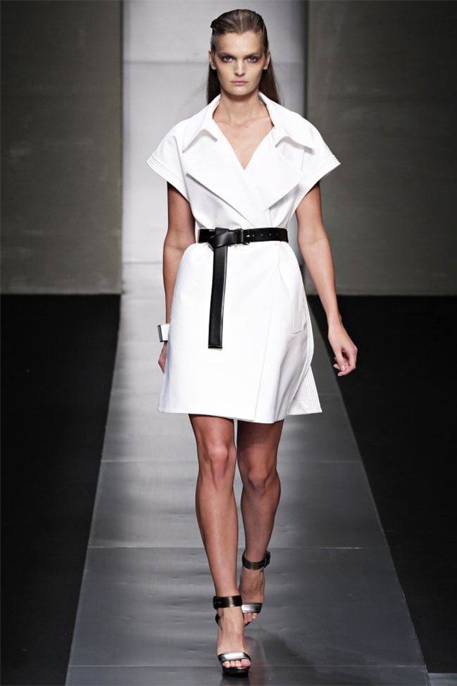 MILAN FASHION WEEK: GIANFRANCO FERR&Eacute; SPRING 2012