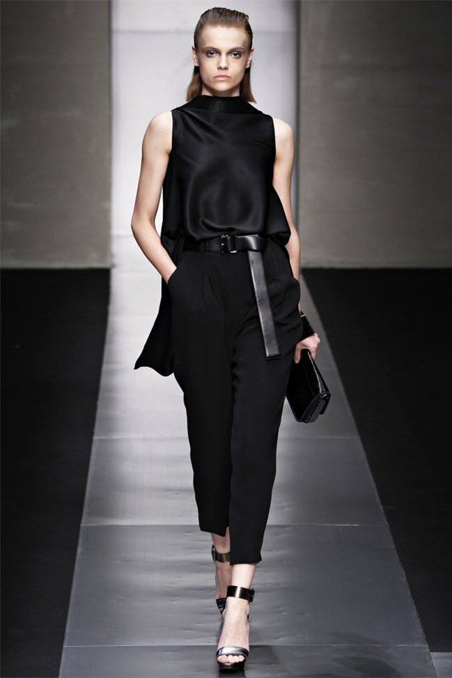 MILAN FASHION WEEK: GIANFRANCO FERR&Eacute; SPRING 2012