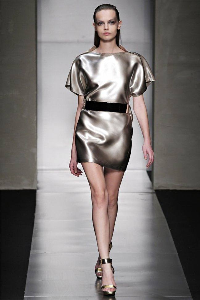 MILAN FASHION WEEK: GIANFRANCO FERR&Eacute; SPRING 2012