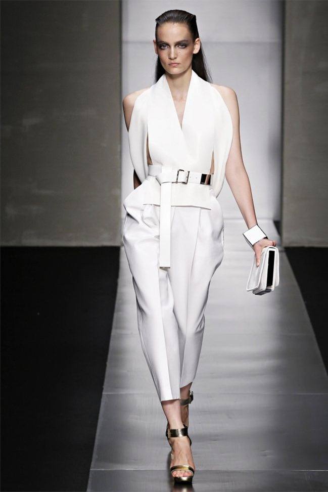 MILAN FASHION WEEK: GIANFRANCO FERR&Eacute; SPRING 2012