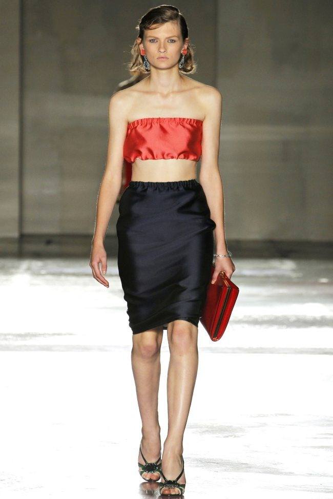 MILAN FASHION WEEK: PRADA SPRING 2012