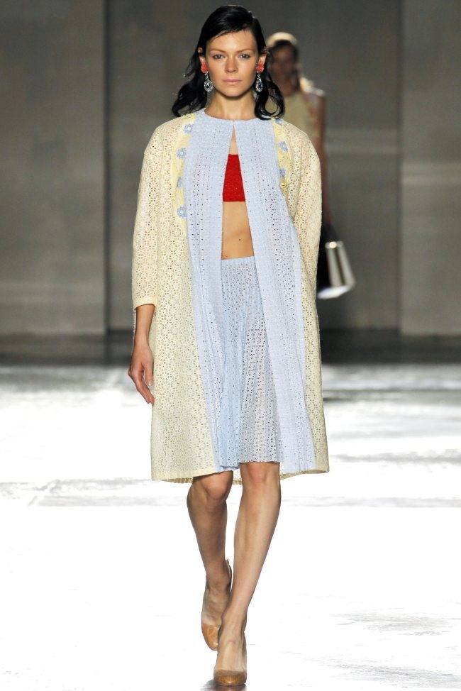MILAN FASHION WEEK: PRADA SPRING 2012