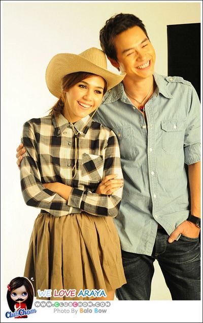 หนุ่มบ้านไร่กับหวานใจไฮโซ(ปีเตอร์-ชมพู่)
