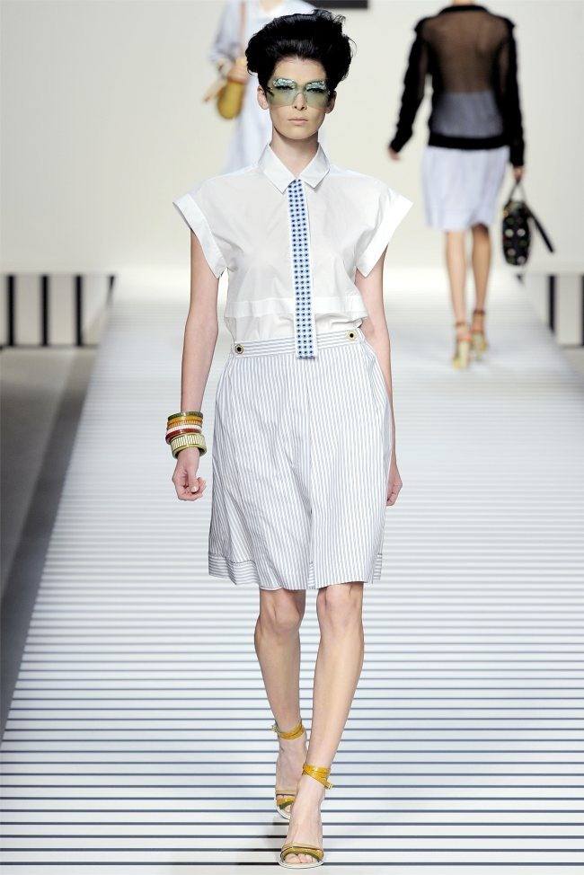 MILAN FASHION WEEK: FENDI SPRING 2012