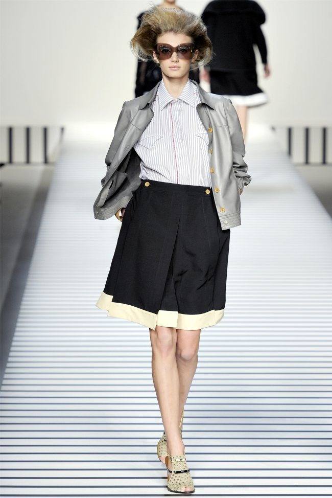 MILAN FASHION WEEK: FENDI SPRING 2012