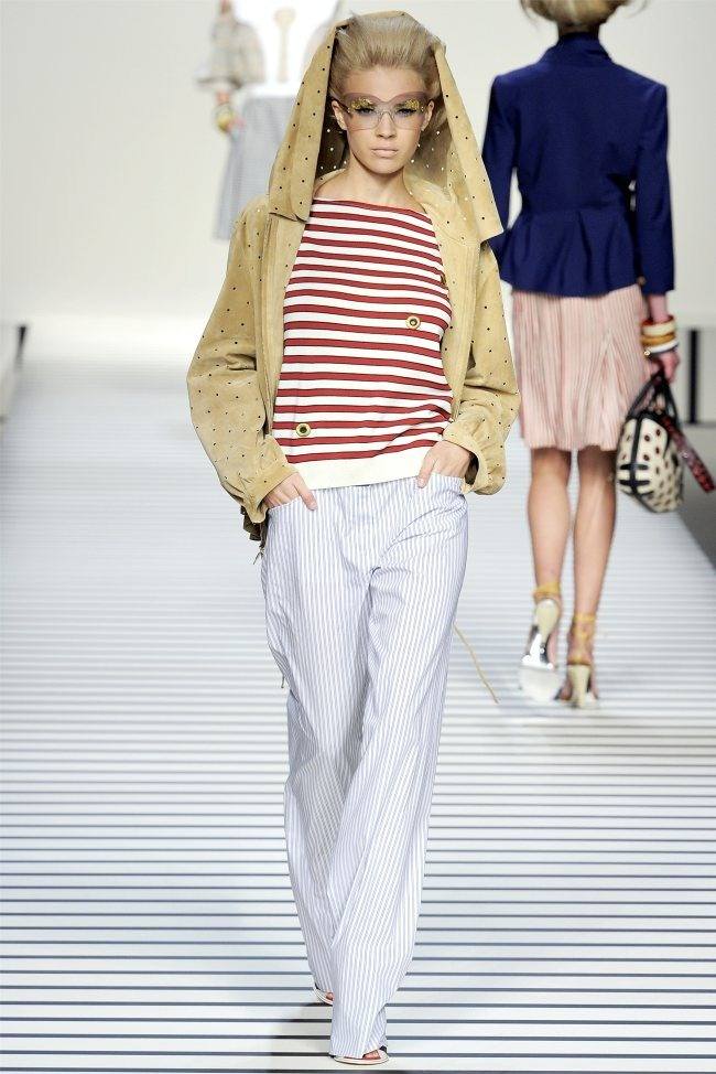 MILAN FASHION WEEK: FENDI SPRING 2012