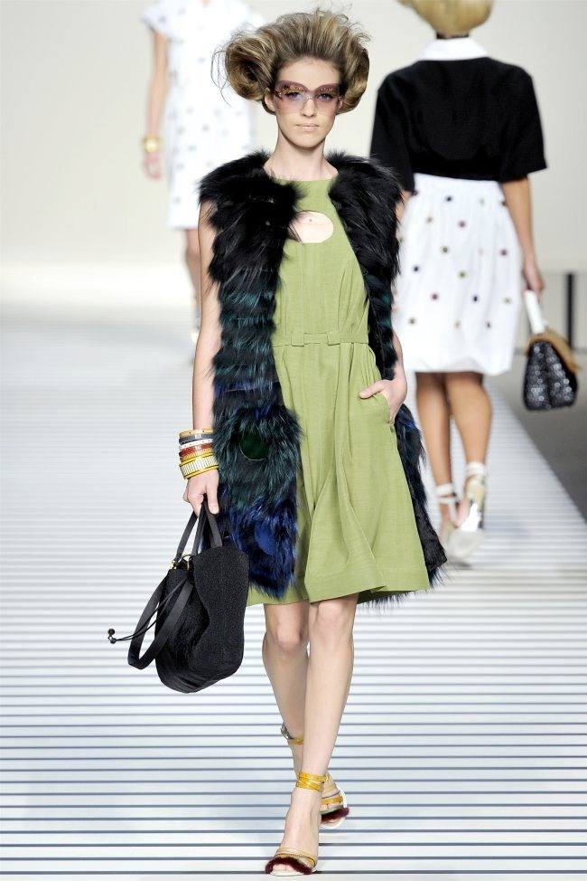 MILAN FASHION WEEK: FENDI SPRING 2012