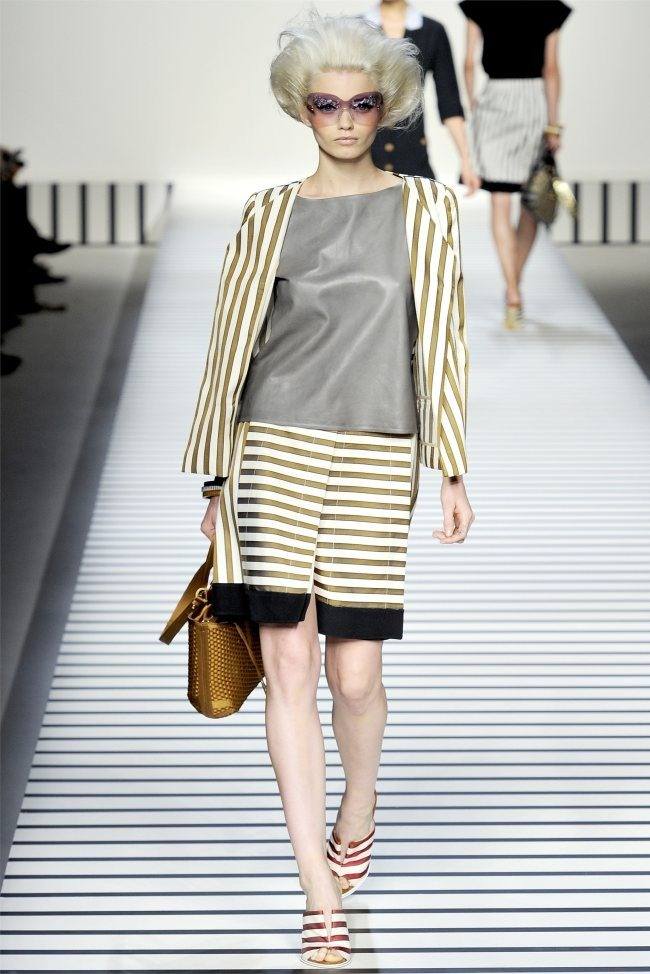 MILAN FASHION WEEK: FENDI SPRING 2012