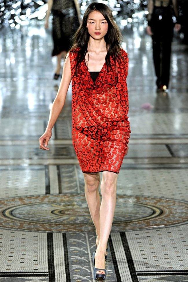 LONDON FASHION WEEK: GILES SPRING 2012