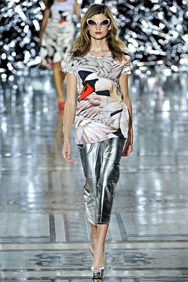 LONDON FASHION WEEK: GILES SPRING 2012