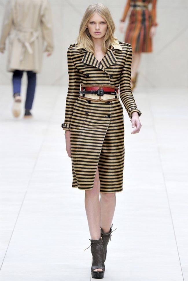 LONDON FASHION WEEK: BURBERRY PRORSUM SPRING 2012