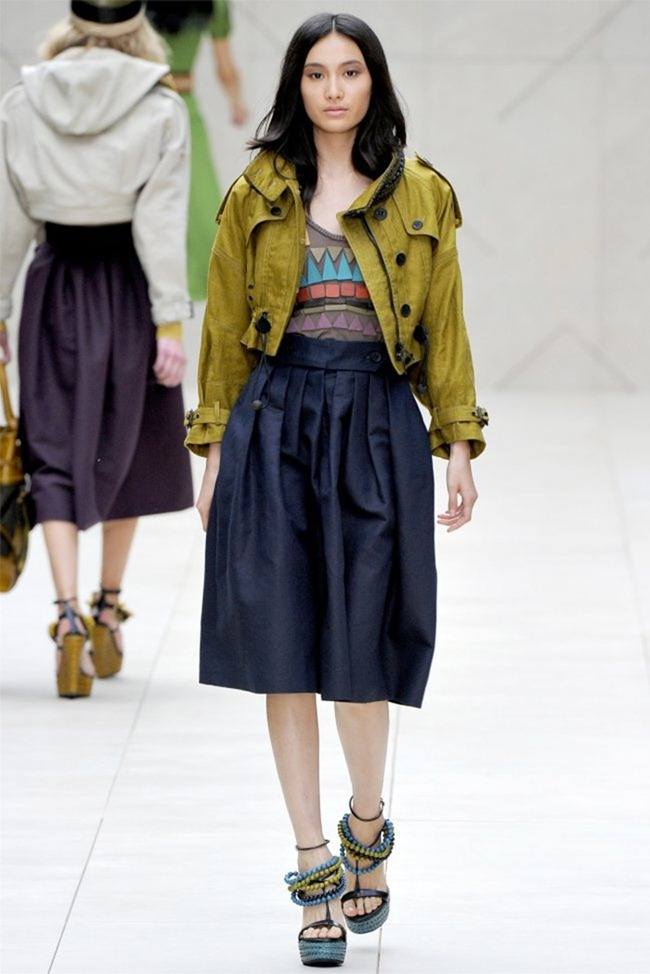 LONDON FASHION WEEK: BURBERRY PRORSUM SPRING 2012