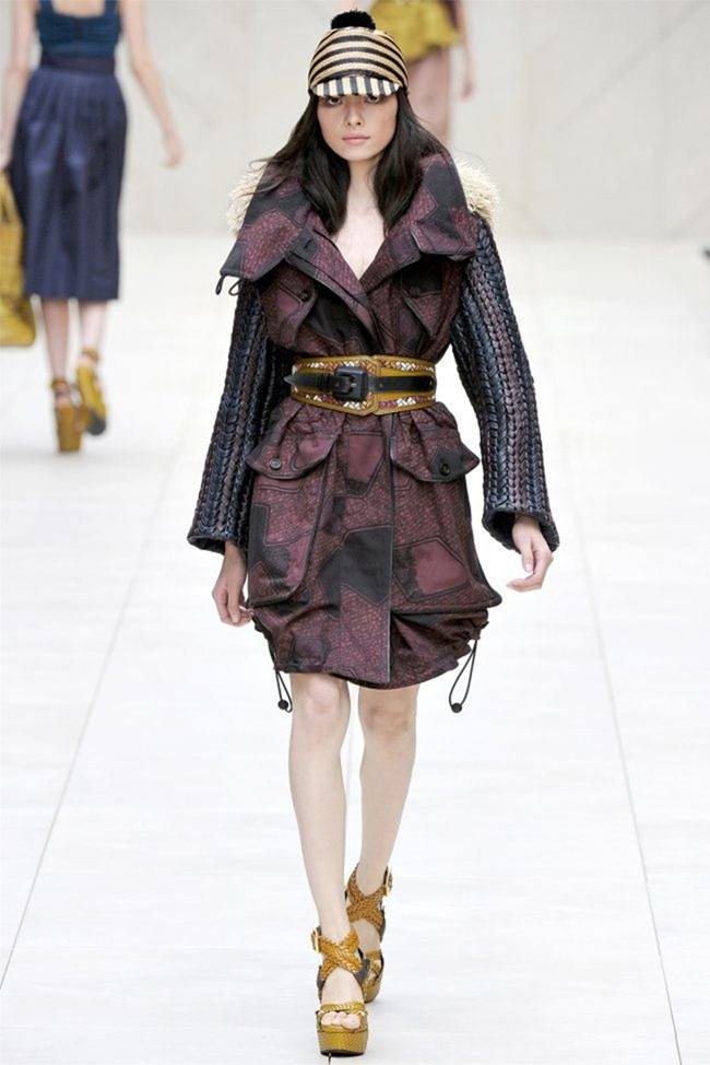 LONDON FASHION WEEK: BURBERRY PRORSUM SPRING 2012
