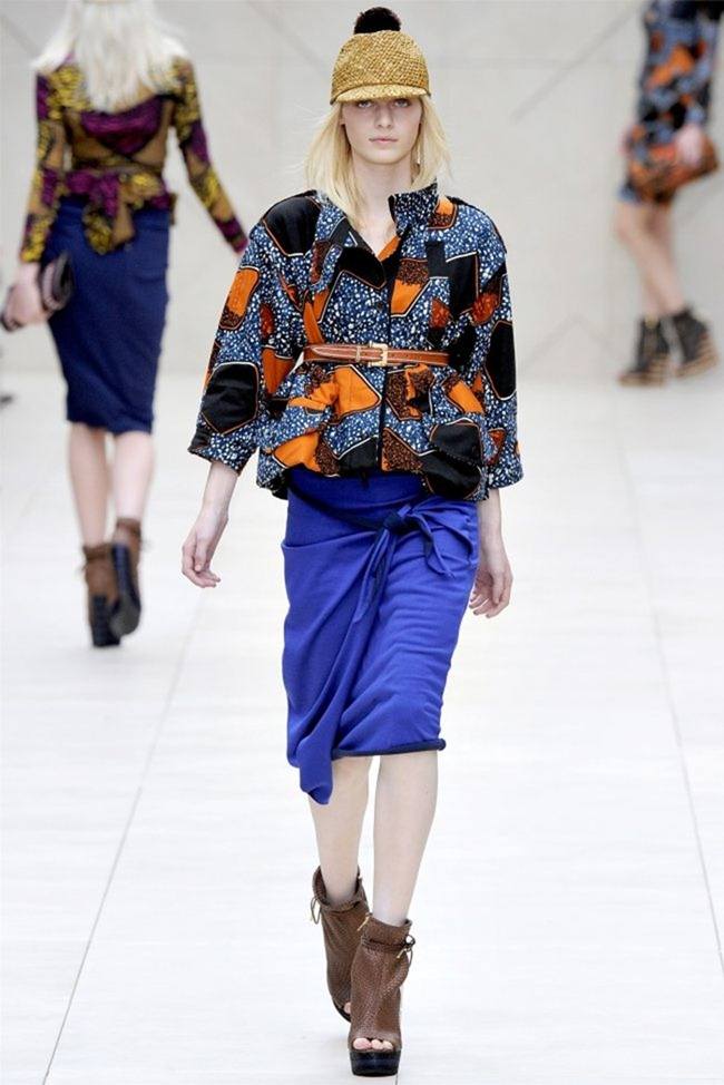 LONDON FASHION WEEK: BURBERRY PRORSUM SPRING 2012