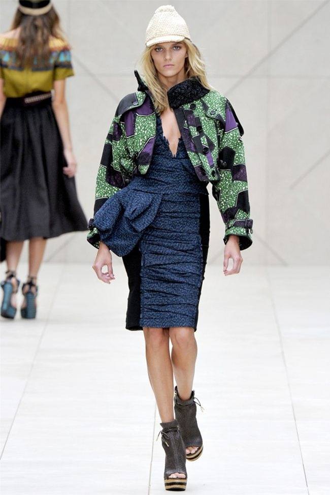 LONDON FASHION WEEK: BURBERRY PRORSUM SPRING 2012