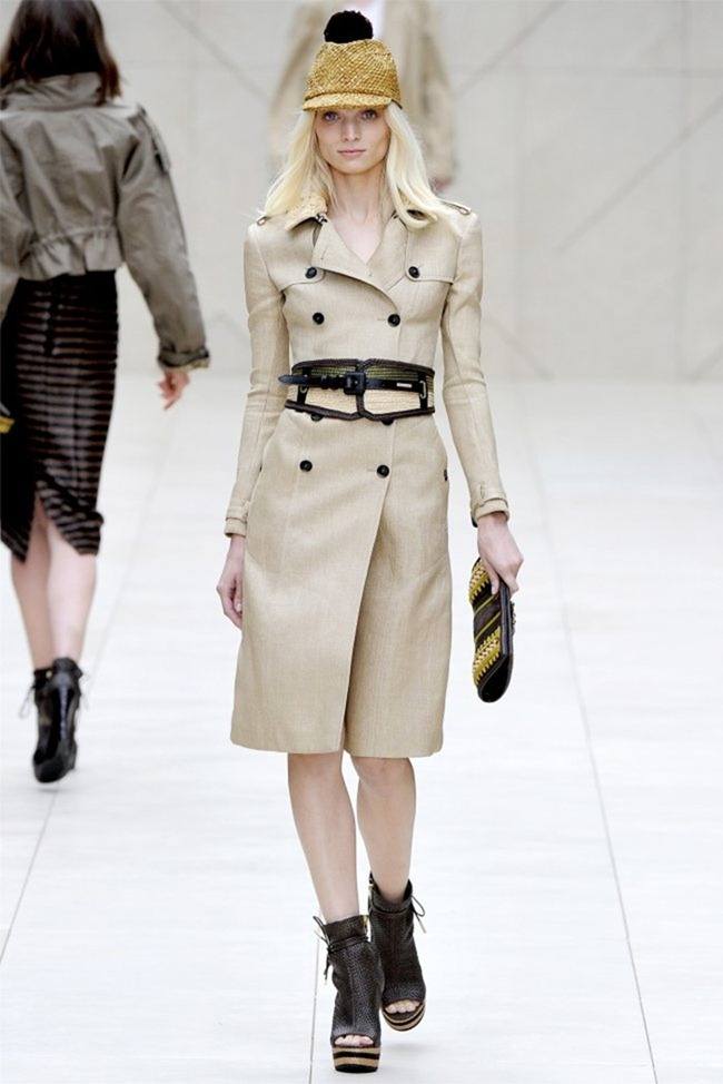 LONDON FASHION WEEK: BURBERRY PRORSUM SPRING 2012