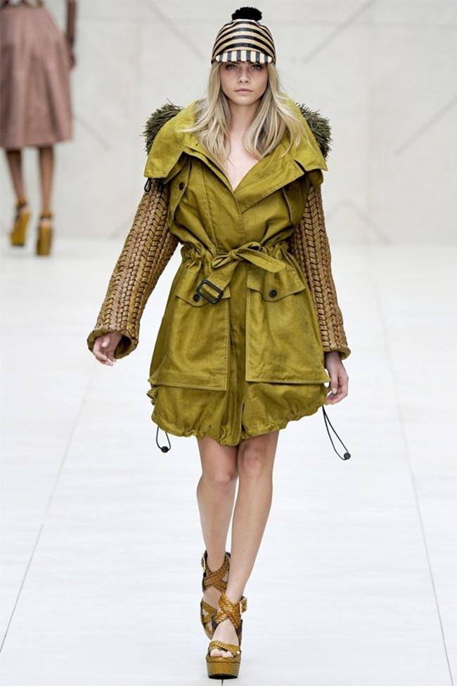 LONDON FASHION WEEK: BURBERRY PRORSUM SPRING 2012