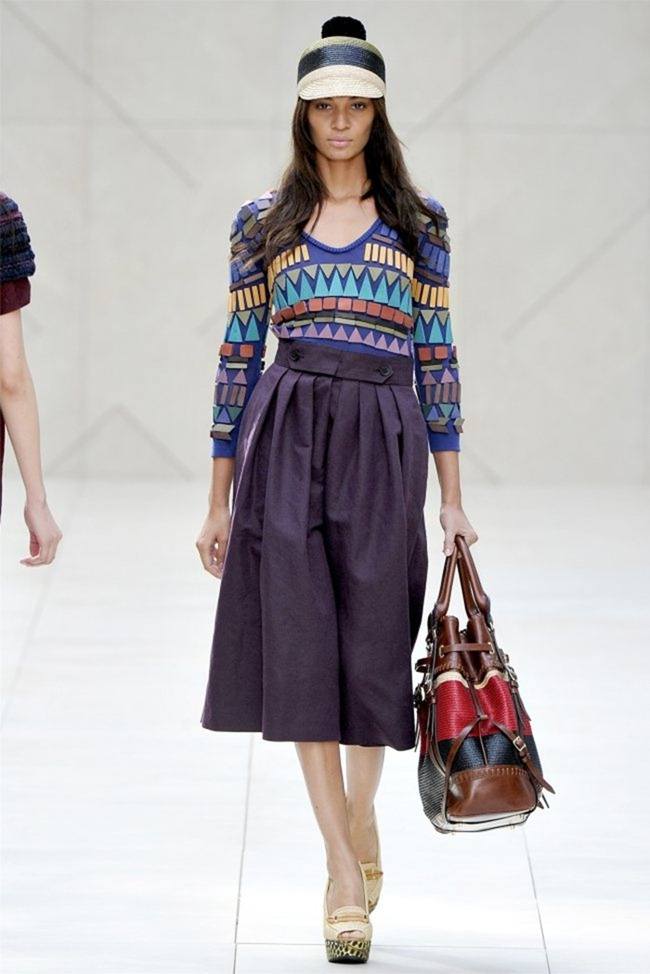 LONDON FASHION WEEK: BURBERRY PRORSUM SPRING 2012
