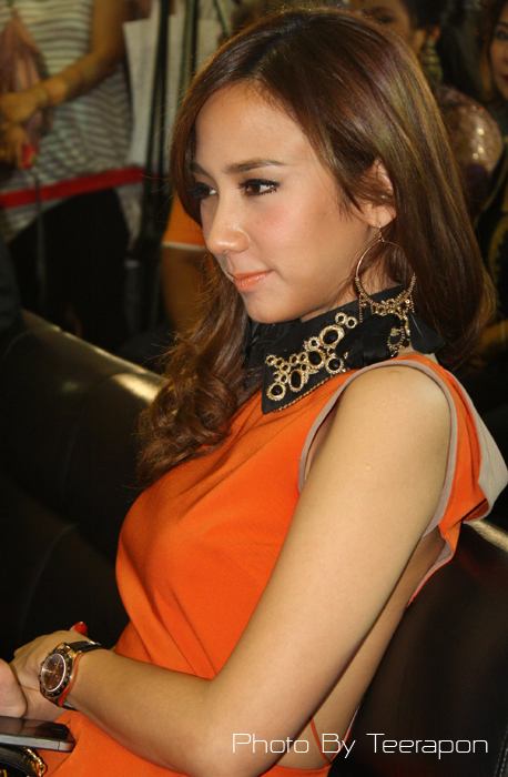 ส่องมุมสวย"พัชราภา"ดูเต็มๆตาเเบบจุใจที่นี่!!!!!