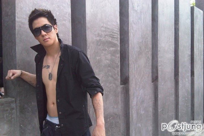 ฮาเวิร์ด หวัง