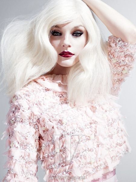 W KOREA: JESSICA STAM BY PHOTOGRAPHER CATHERINE SERVEL