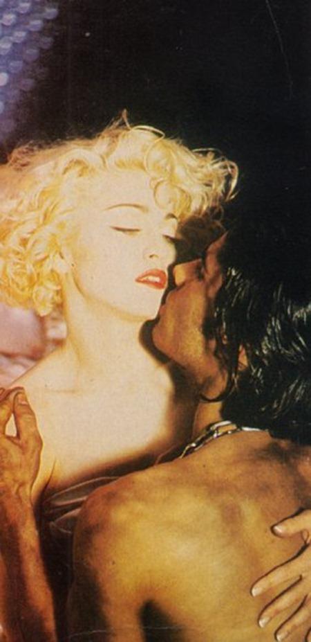 WE &hearts; MADONNA: MADONNA IN EXPRESS YOURSELF VIDEO