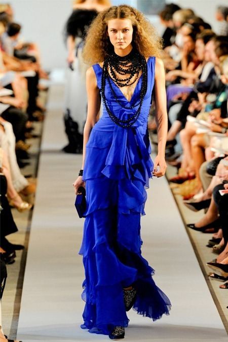 NEW YORK FASHION WEEK: OSCAR DE LA RENTA SPRING 2012