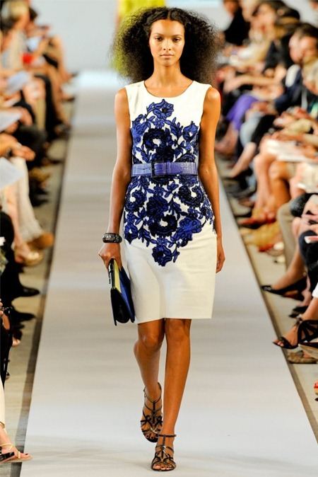 NEW YORK FASHION WEEK: OSCAR DE LA RENTA SPRING 2012