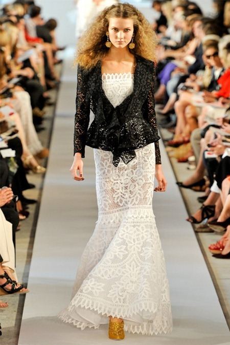 NEW YORK FASHION WEEK: OSCAR DE LA RENTA SPRING 2012