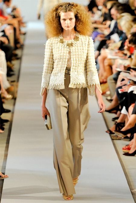 NEW YORK FASHION WEEK: OSCAR DE LA RENTA SPRING 2012