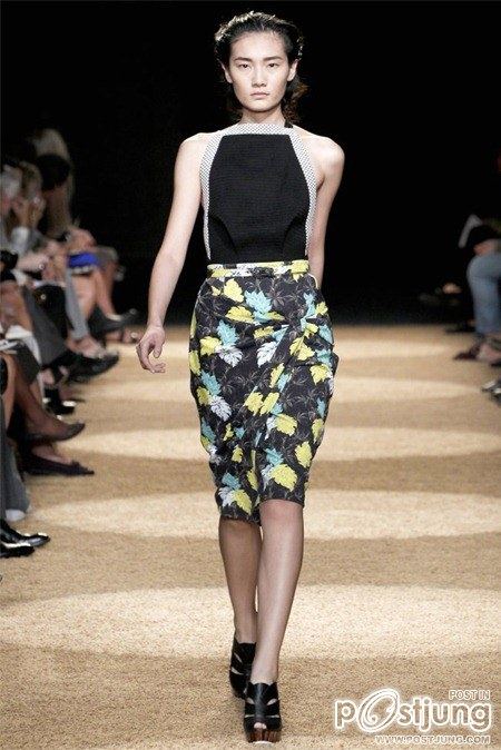 NEW YORK FASHION WEEK: PROENZA SCHOULER SPRING 2012