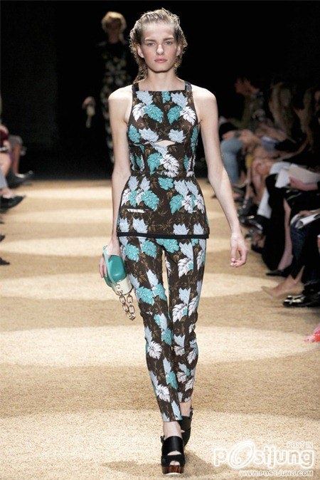 NEW YORK FASHION WEEK: PROENZA SCHOULER SPRING 2012