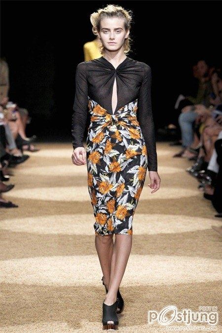 NEW YORK FASHION WEEK: PROENZA SCHOULER SPRING 2012